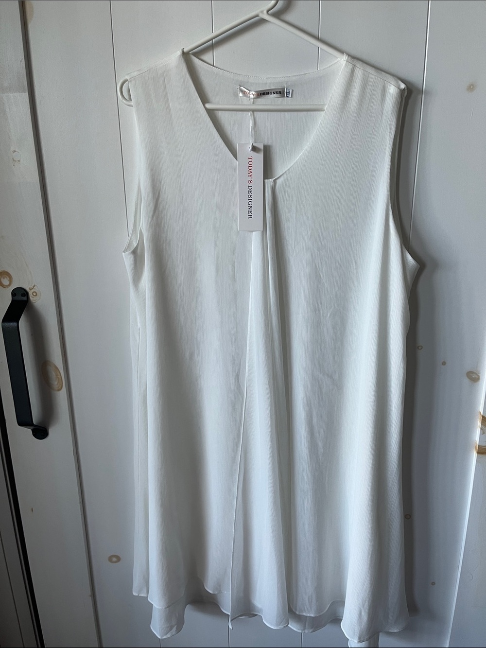 White Sleeveless V-Neck Dress